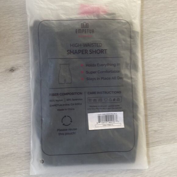 Empetua‎ high waisted shaper short Blk NWT in packaging - Picture 6 of 6